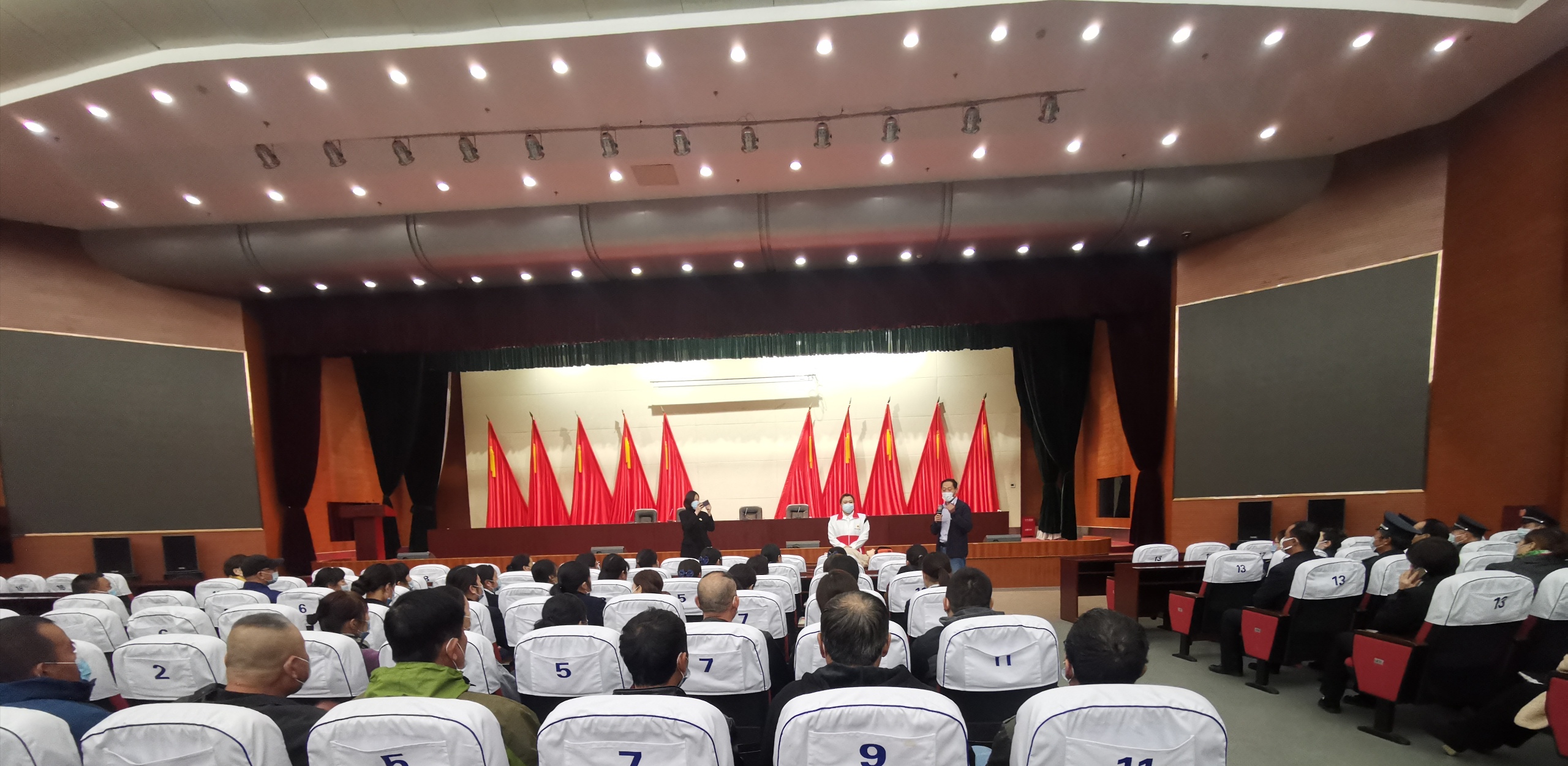 bf7374adddf21cd1adec71cef259cea.jpg