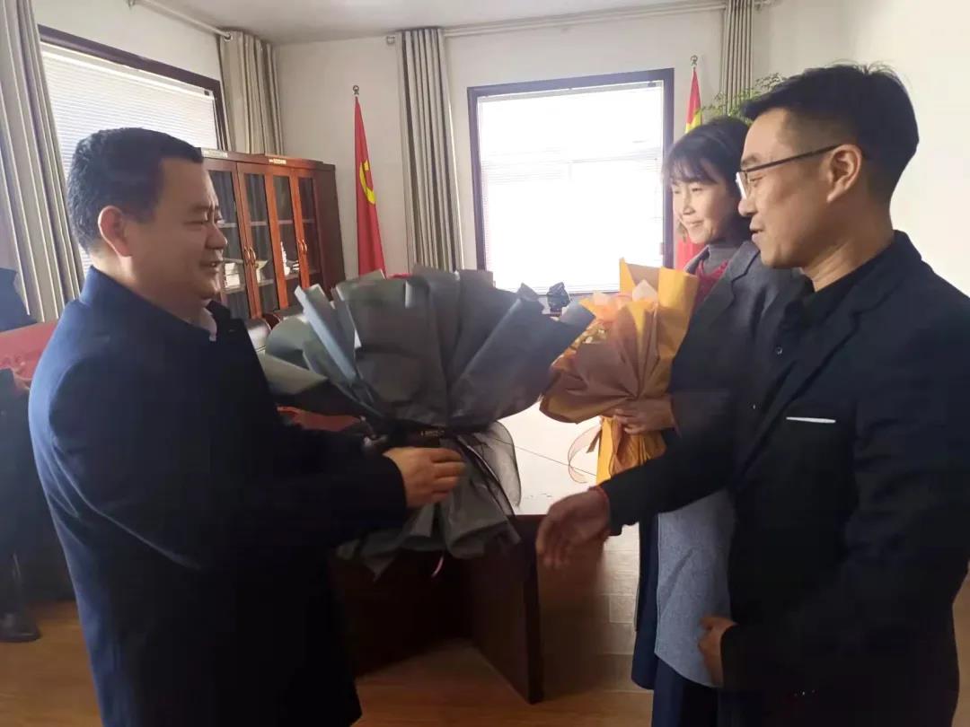 微信图片_20211225022001.jpg