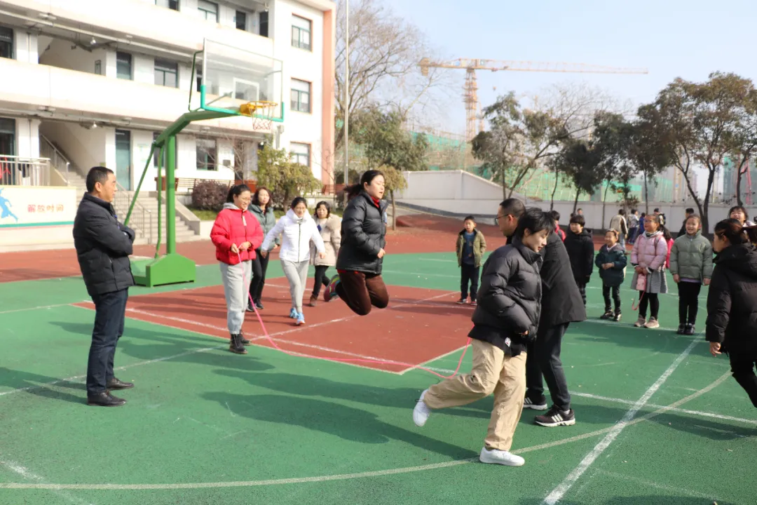 图片b.png