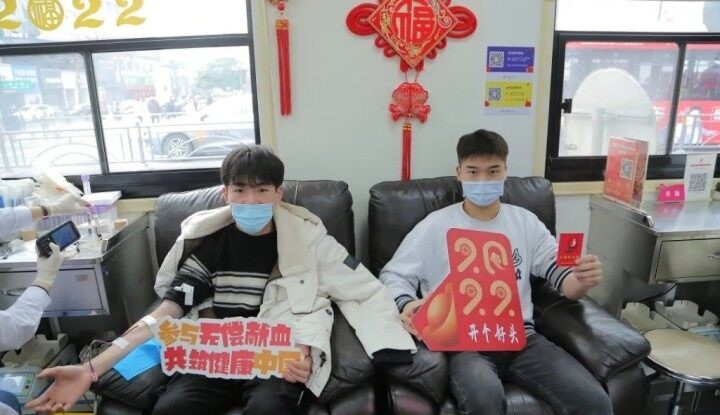 爱心涌动1.jpg