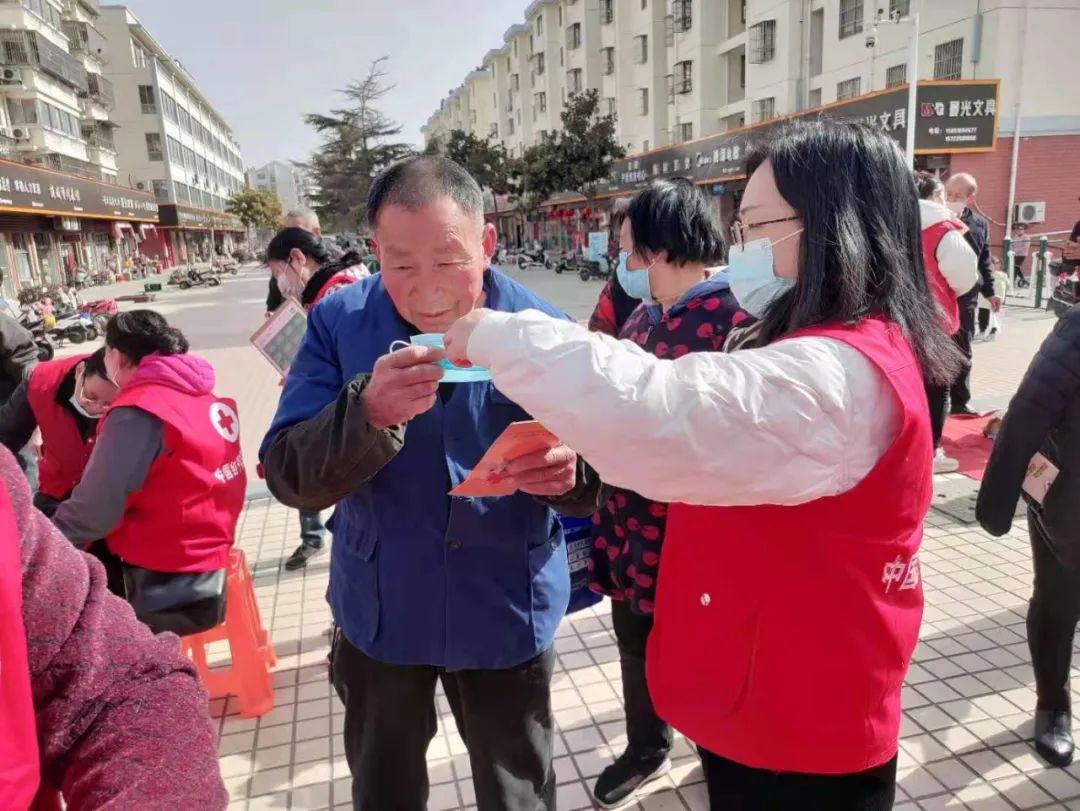 无偿献血志愿服务队1.jpg