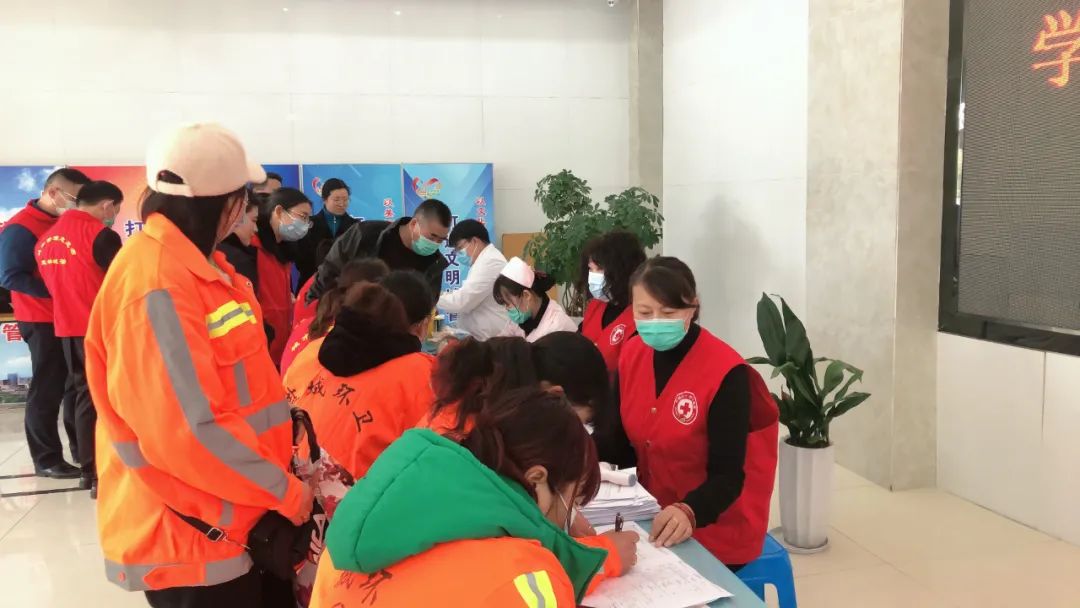 无偿献血志愿服务队2.jpg
