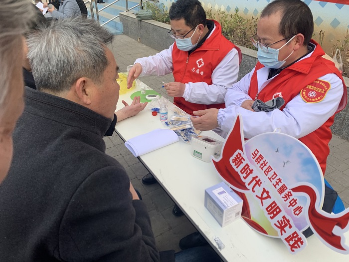 4、3.15 义诊进社区，惠民暖人心-1.jpg