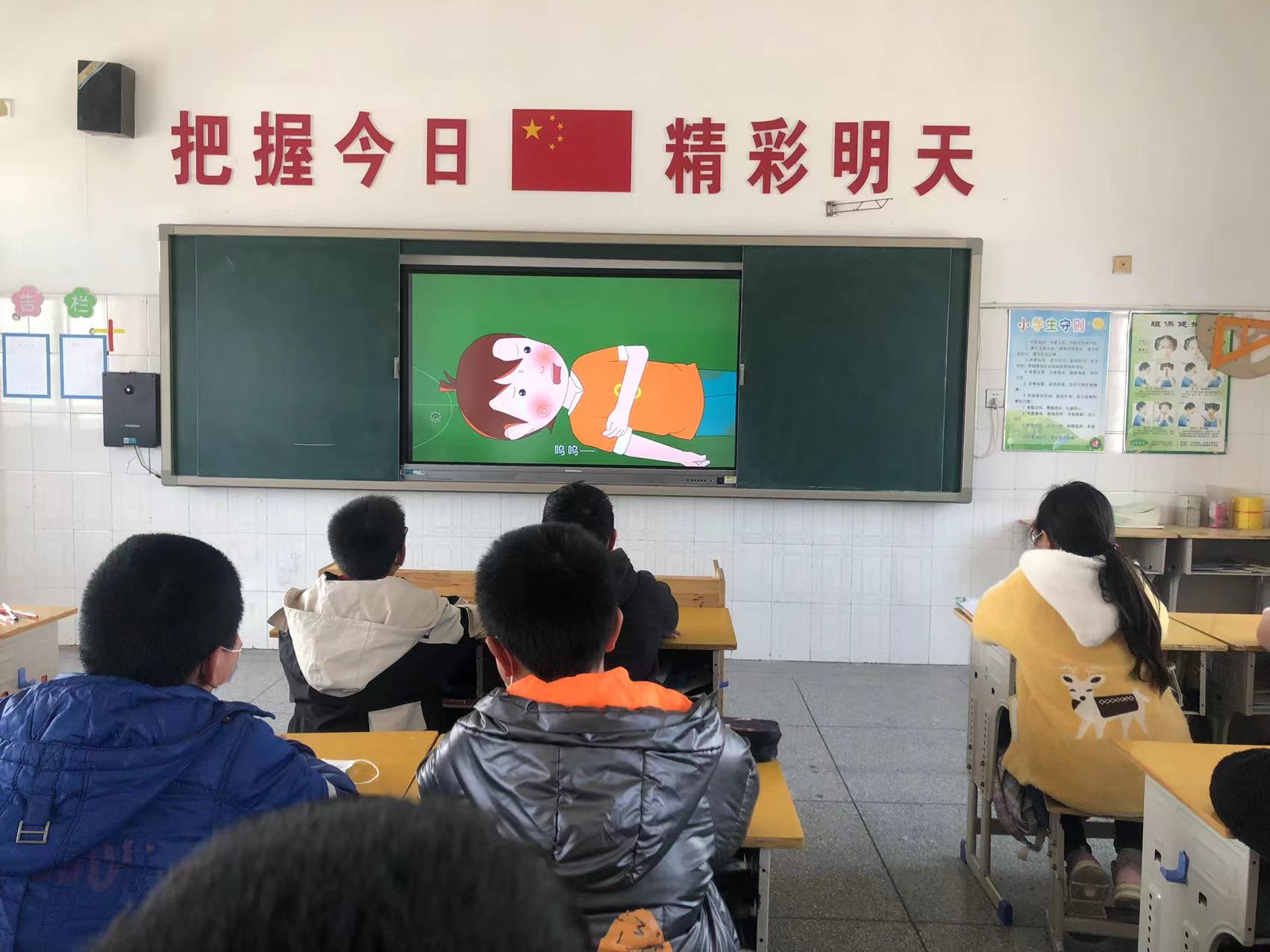 2c8a17ff734a4cecc7c29ca3d48256a.jpg