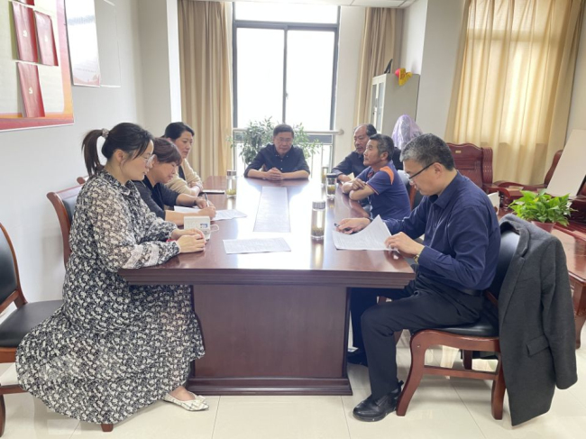 红十字志愿者座谈会_编辑.jpg