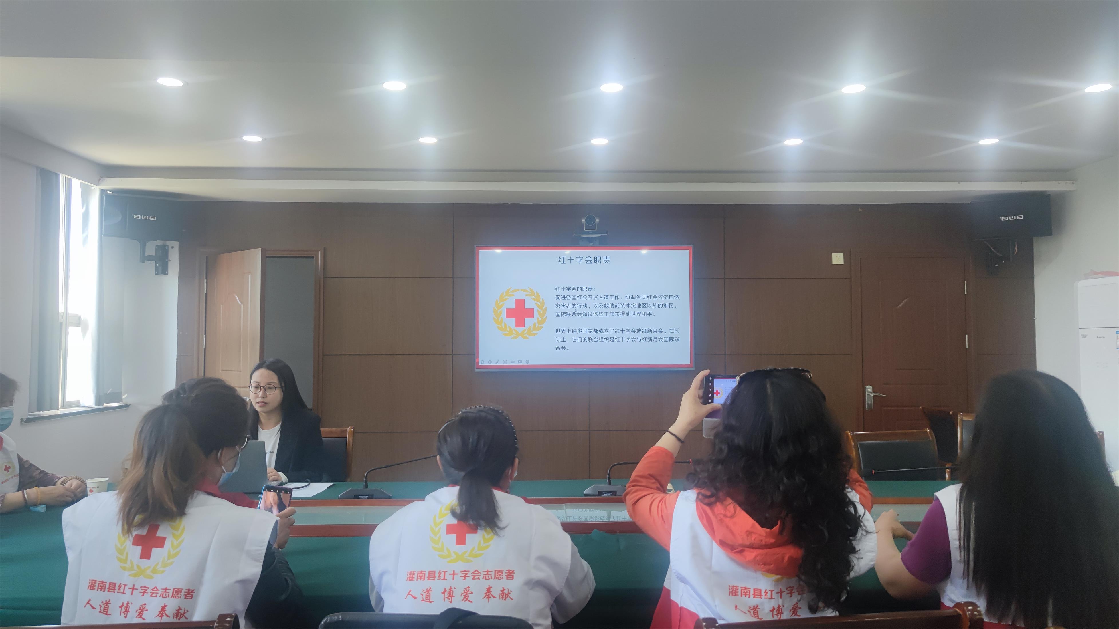 博爱周座谈会 (4).jpg