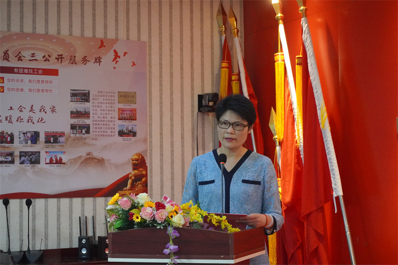 4德馨医院院长徐丽玉.jpg