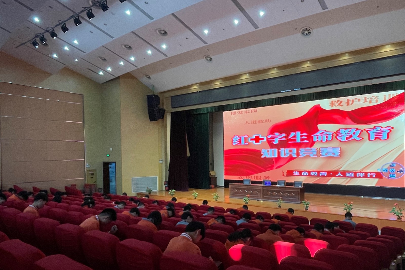 图1.jpg