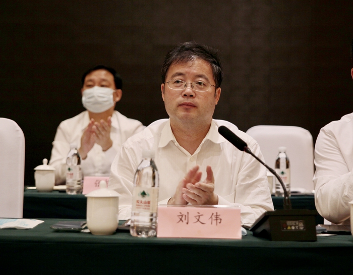 微信图片_20220608170104_副本.jpg