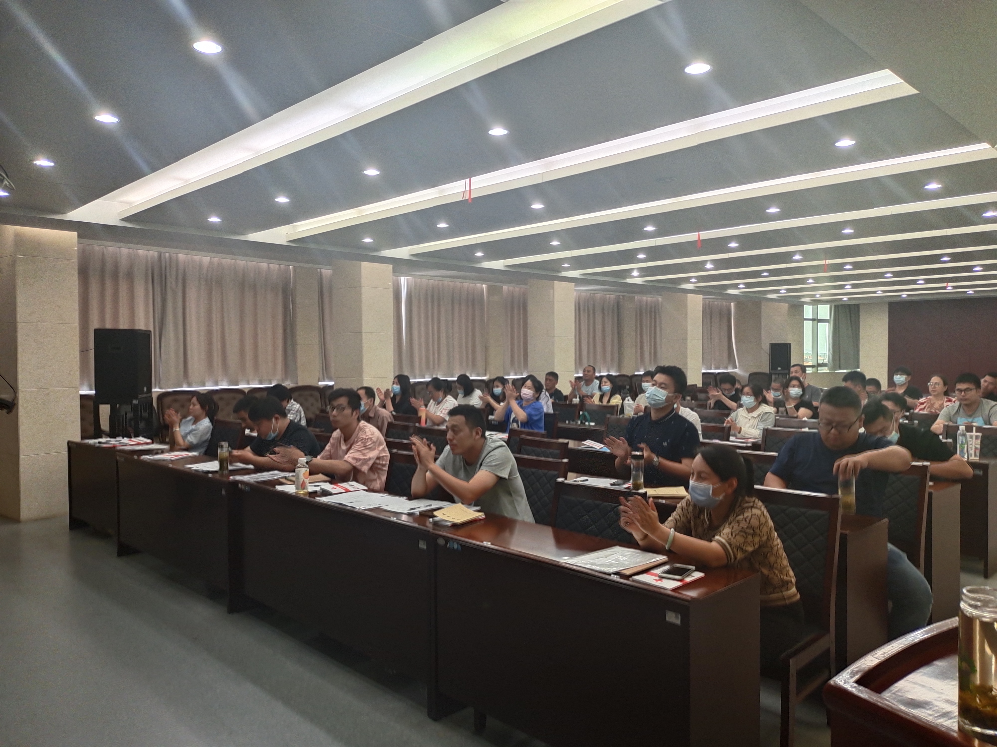 微信图片_20220610150418.jpg