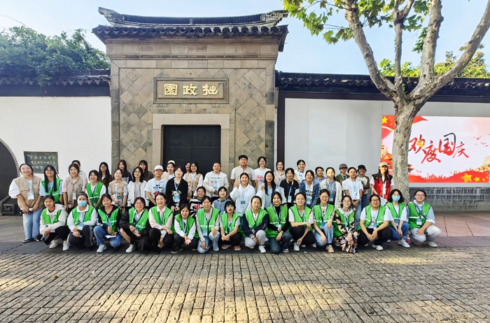 志愿者合影_副本.jpg