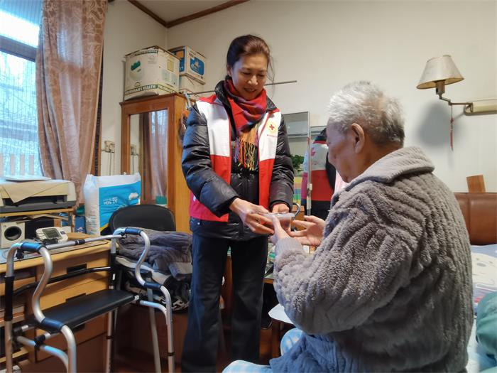 2、化纤新村社区：浓情腊八节    暖心又“粥”到.jpg