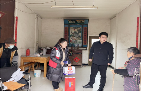 长塘村博爱家园：护你“粥”全.png
