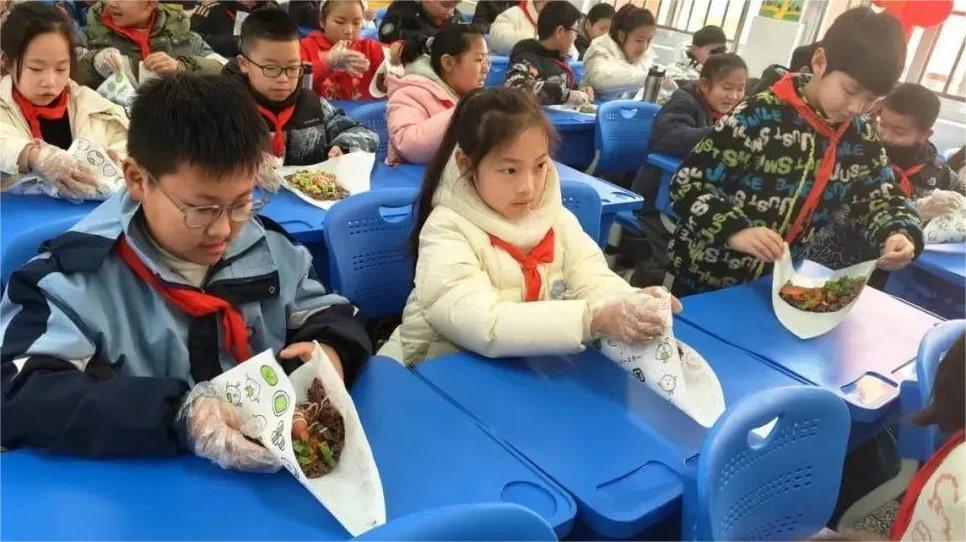 09 淮阴小学开展庆“三八”系列主题活动2.jpg
