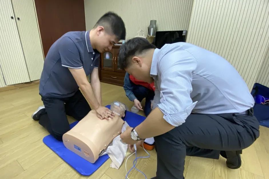 1715639098480633.jpg 1715639098480633.jpg